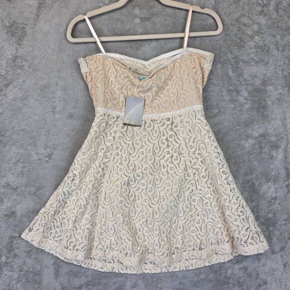Kimchi Blue Dress Womens 6 Neutral Cream Lace Strap Sweetheart Mini Party NWT - Picture 8 of 11
